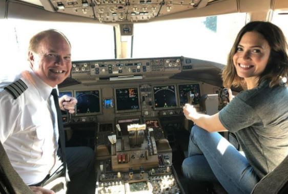 Donald Moore with his daughter Mandy Moore at his last flight.